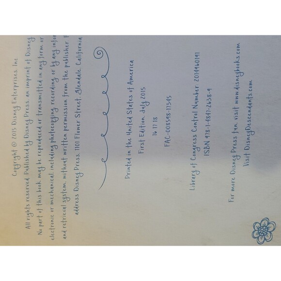 Descendants: Mal's Spell Book by Disney Books 2015 First Edition - Picture 9 of 9